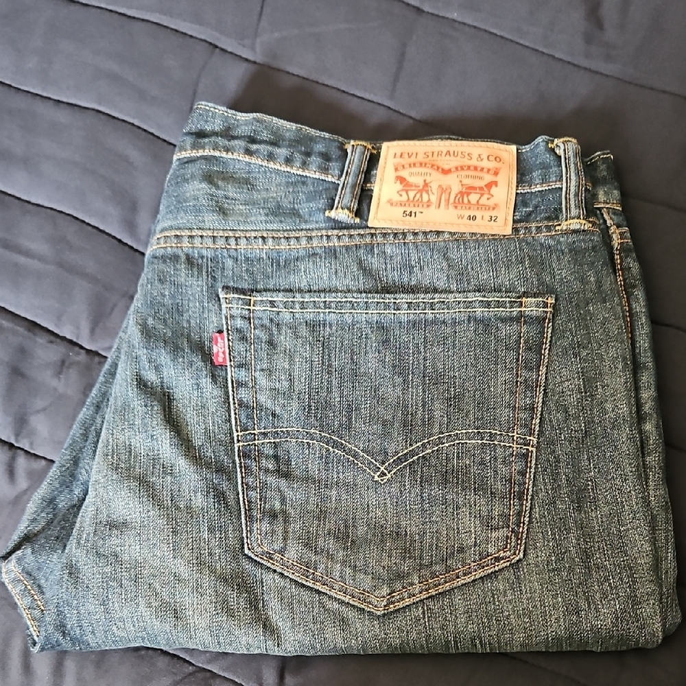 Levi's 541 jeans